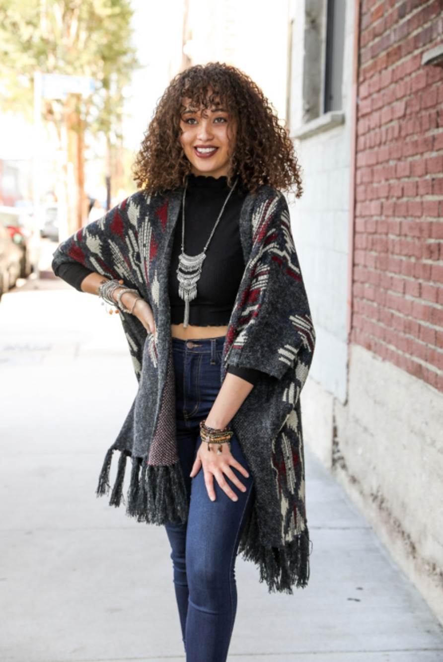 New! Leto Warm Heather Argyle Knit Ruana - Black